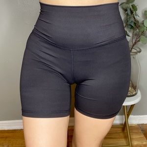 Maya Biker shorts (Black)